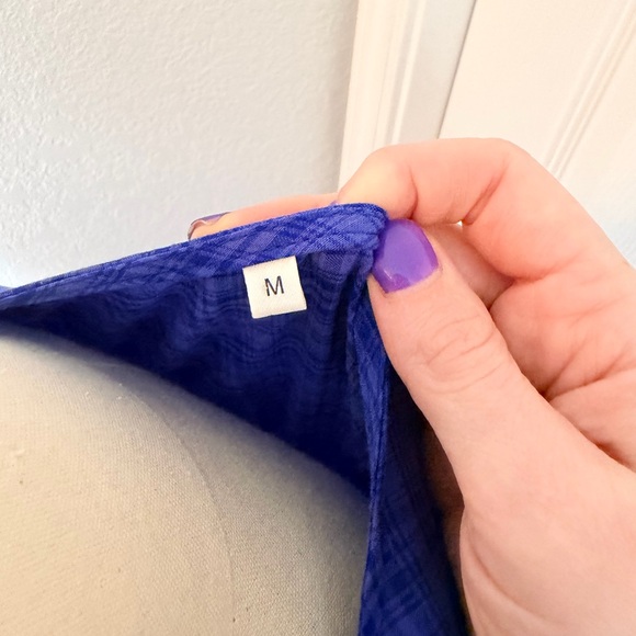 Simple Dress - Picture 4 of 4